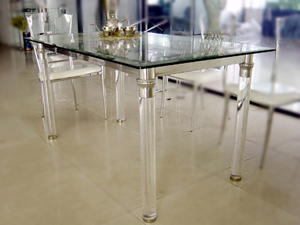 Clear Nice Quality Dining Table and Chair