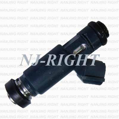 Denso Fuel Injector 195500-4390 for Nissan Altima/Sentra 2.5L