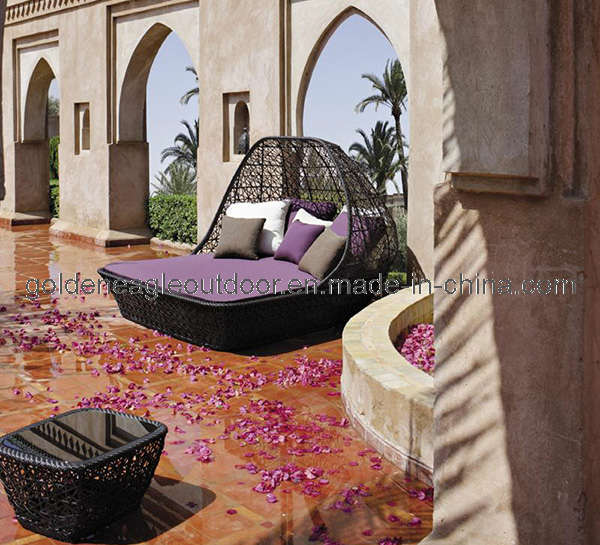 Luxury Outdoor Canopy Bed (TY0007)