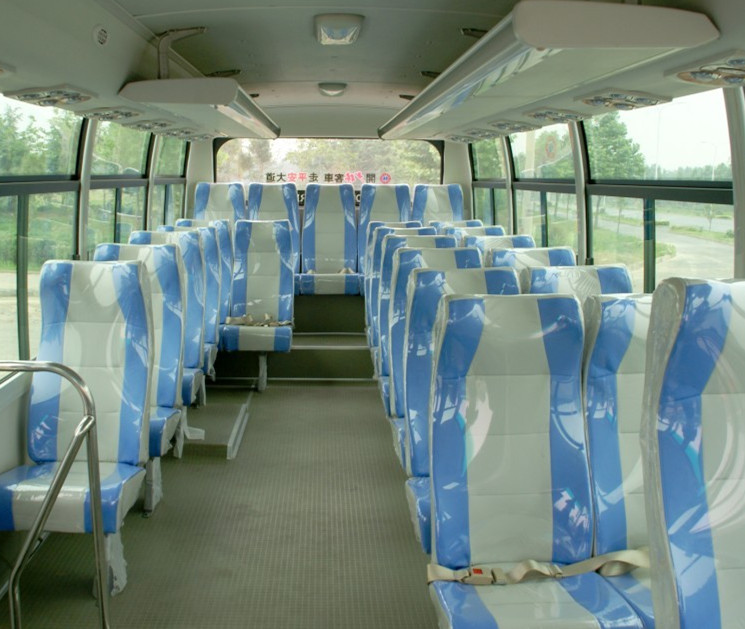 Practical 24-31 Seats Medium Coach Bus with Good Performance