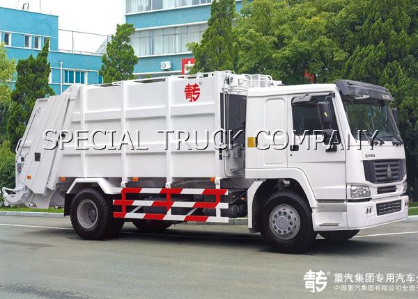 Sinotruk HOWO Rear Garbage Truck 2 Axle